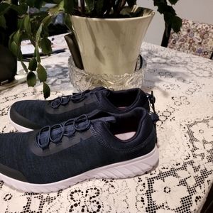 NWT Athletic works runners